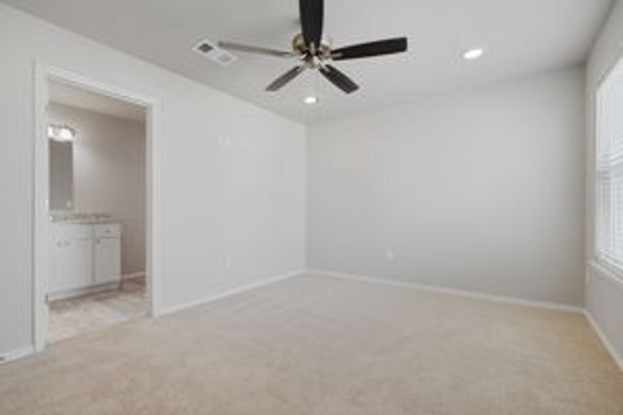 Newly Built Townhome - Photo 2 of 50