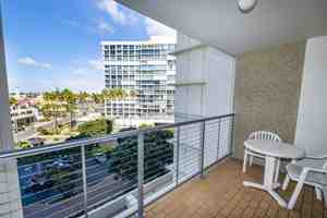 featured image of 1720 Avenida Del Mundo