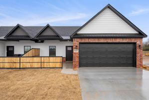 featured image of 8620 Cantera Dr