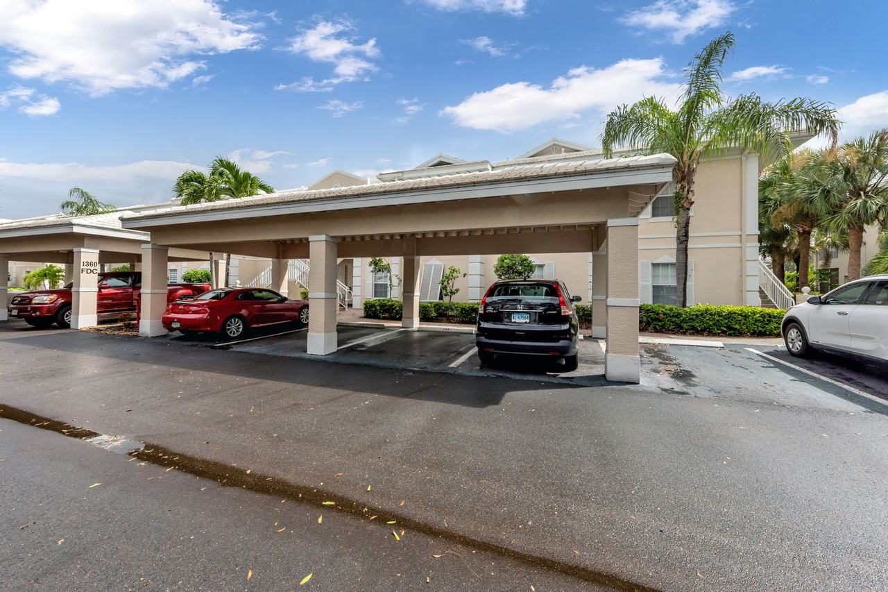 1360 Sweetwater Cv - Photo 3 of 22