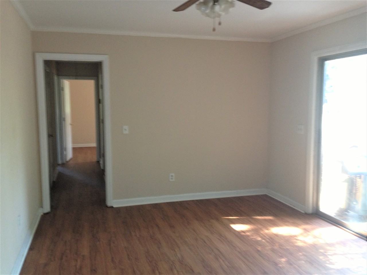 201 Faculty Blvd - Photo 2 of 8