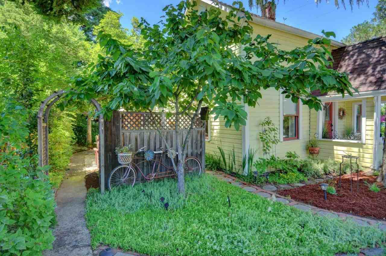 345 N 5th St - Photo 2 of 27