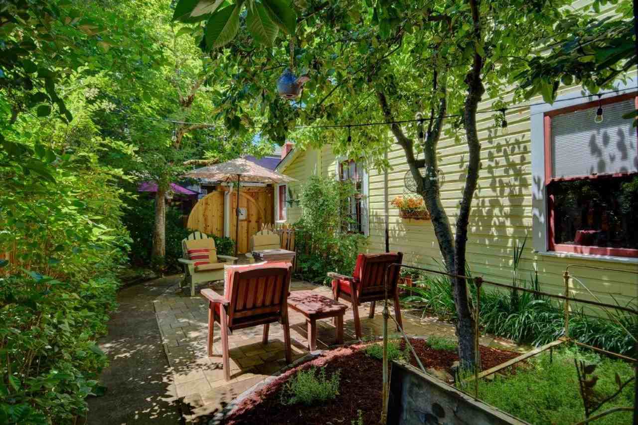 345 N 5th St - Photo 4 of 27