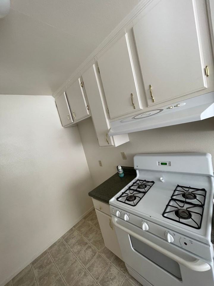 36 Fairview Ave - Photo 7 of 19