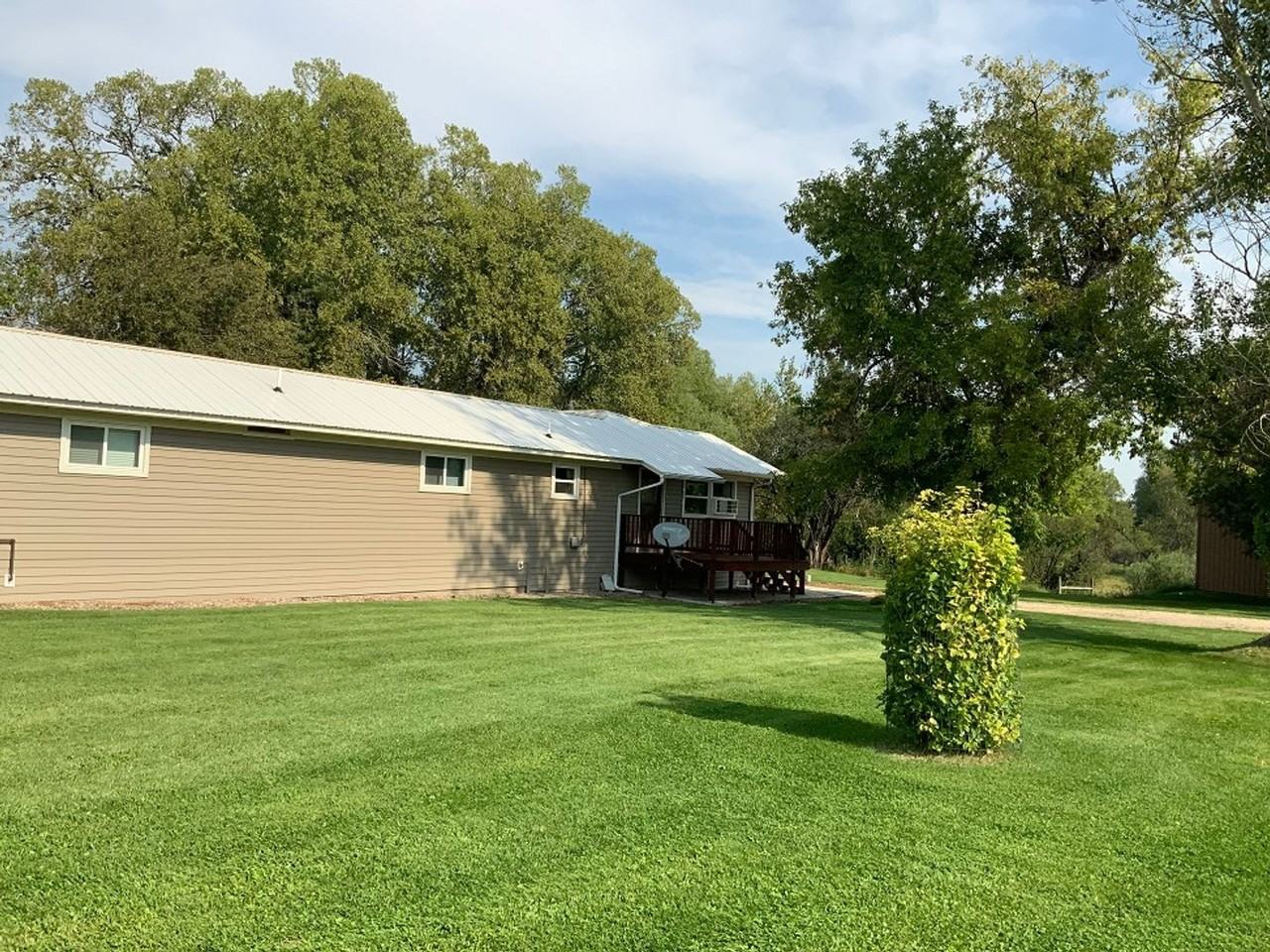 140 Brinton Rd - Photo 2 of 20