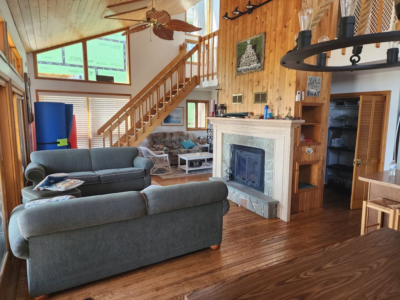 4424 Juniper Point Rd - Photo 2 of 7