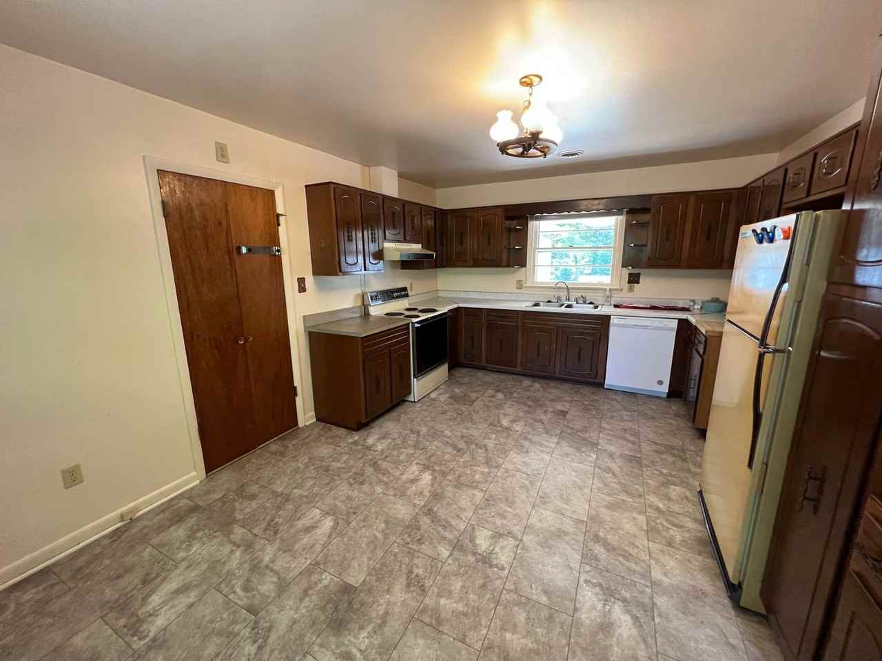 43 Merganser Ct - Photo 7 of 35