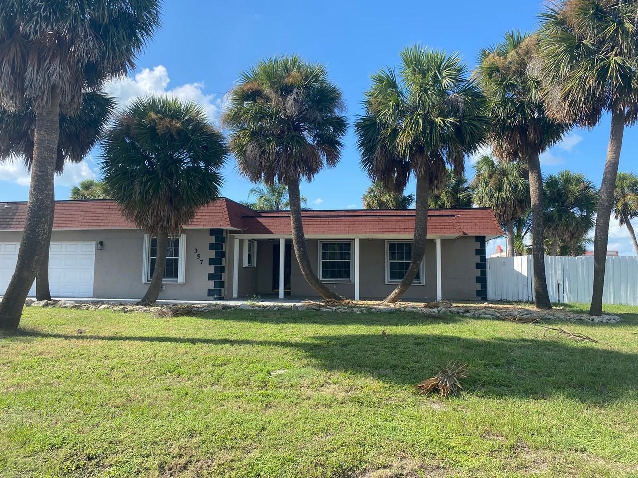 357 Plaza Blvd - Photo 2 of 25