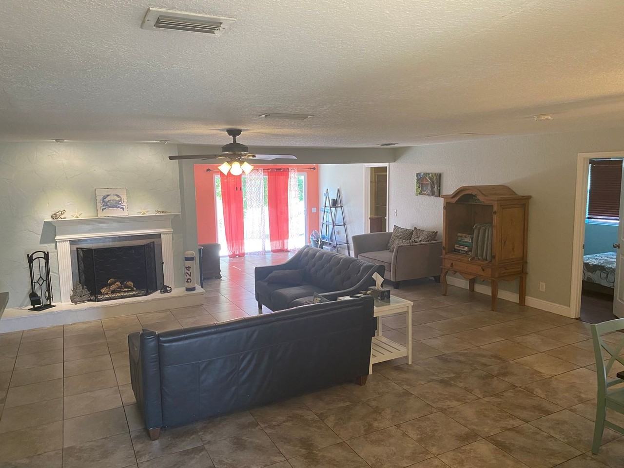 357 Plaza Blvd - Photo 3 of 25