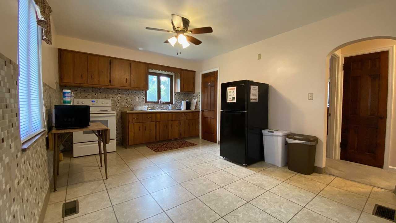 4185 Crystal View Ct - Photo 7 of 17