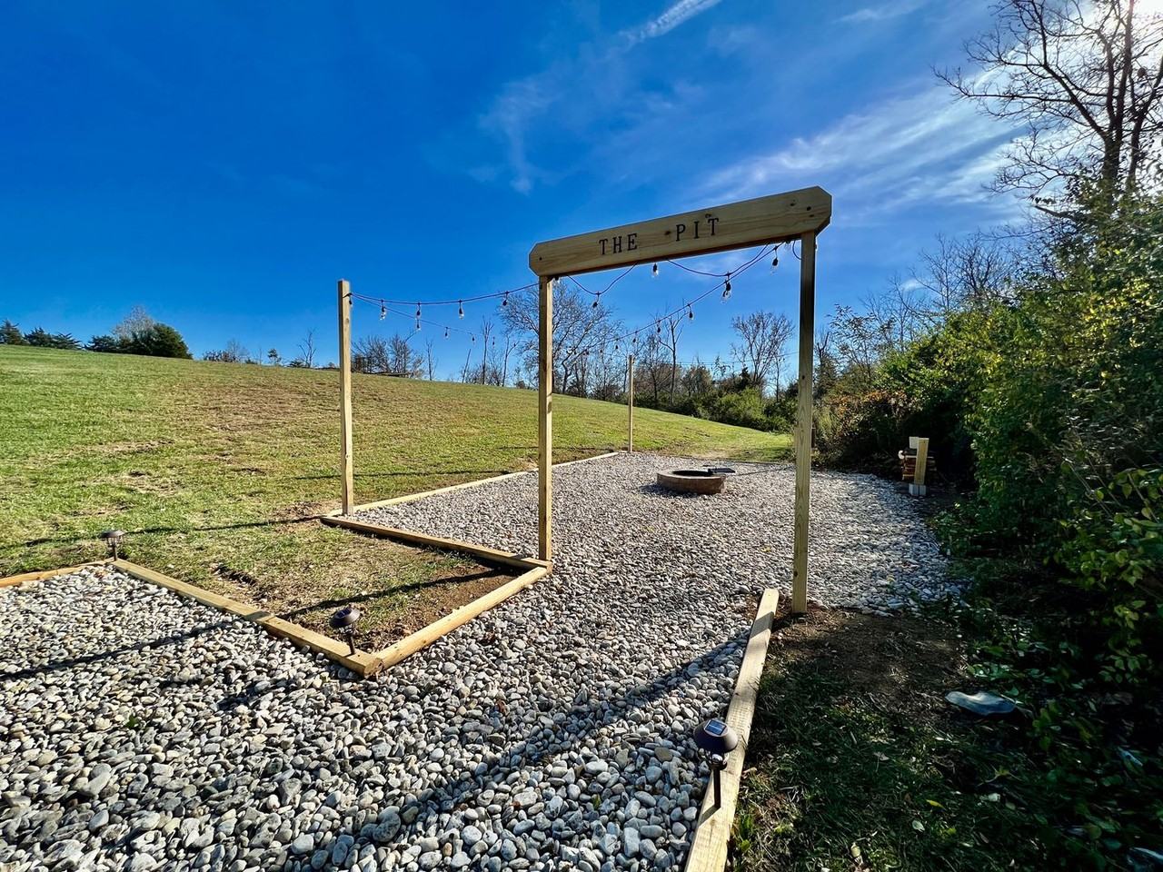 6195 Kalbfleisch Rd - Photo 3 of 38