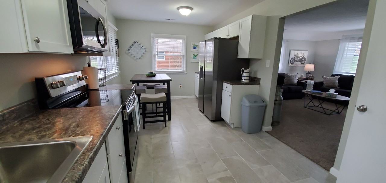 7316 Dimmick Rd - Photo 5 of 18