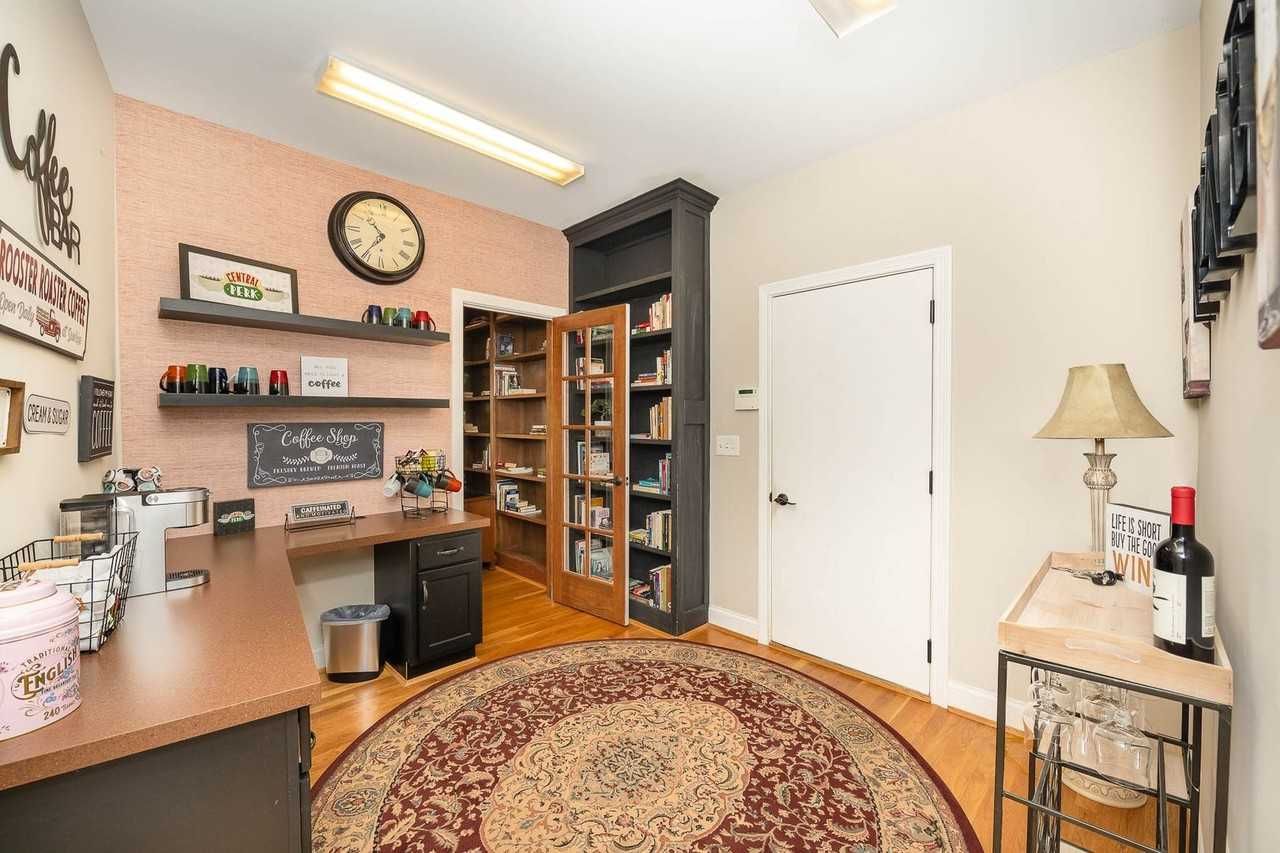 5755 Butler Warren Rd - Photo 5 of 47