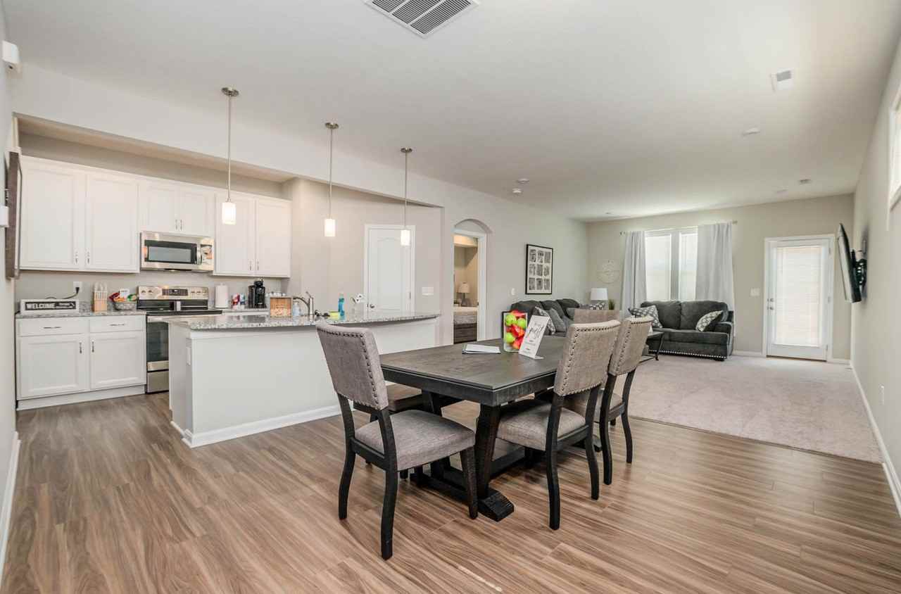 950 Southline Dr - Photo 5 of 24