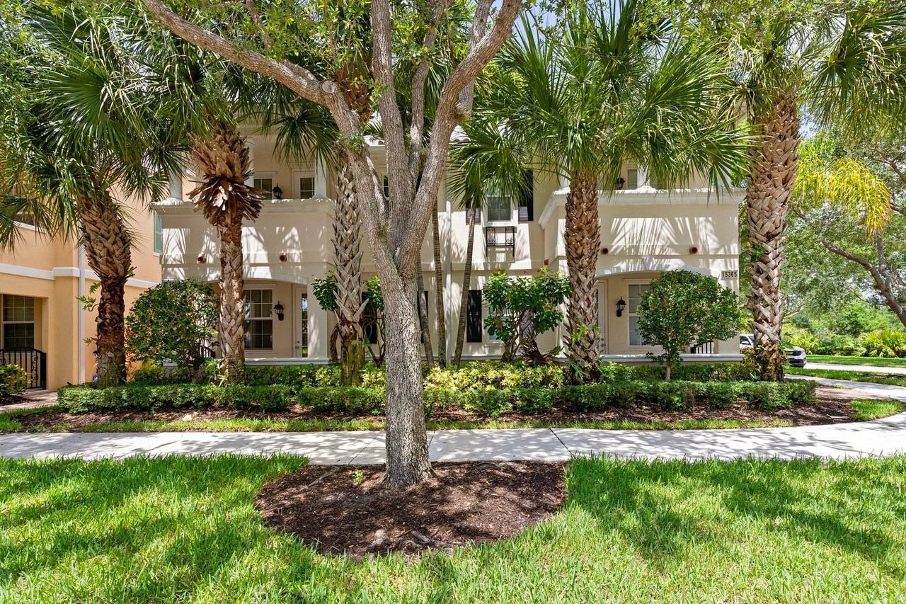 15369 Laughing Gull Ln - Photo 2 of 33