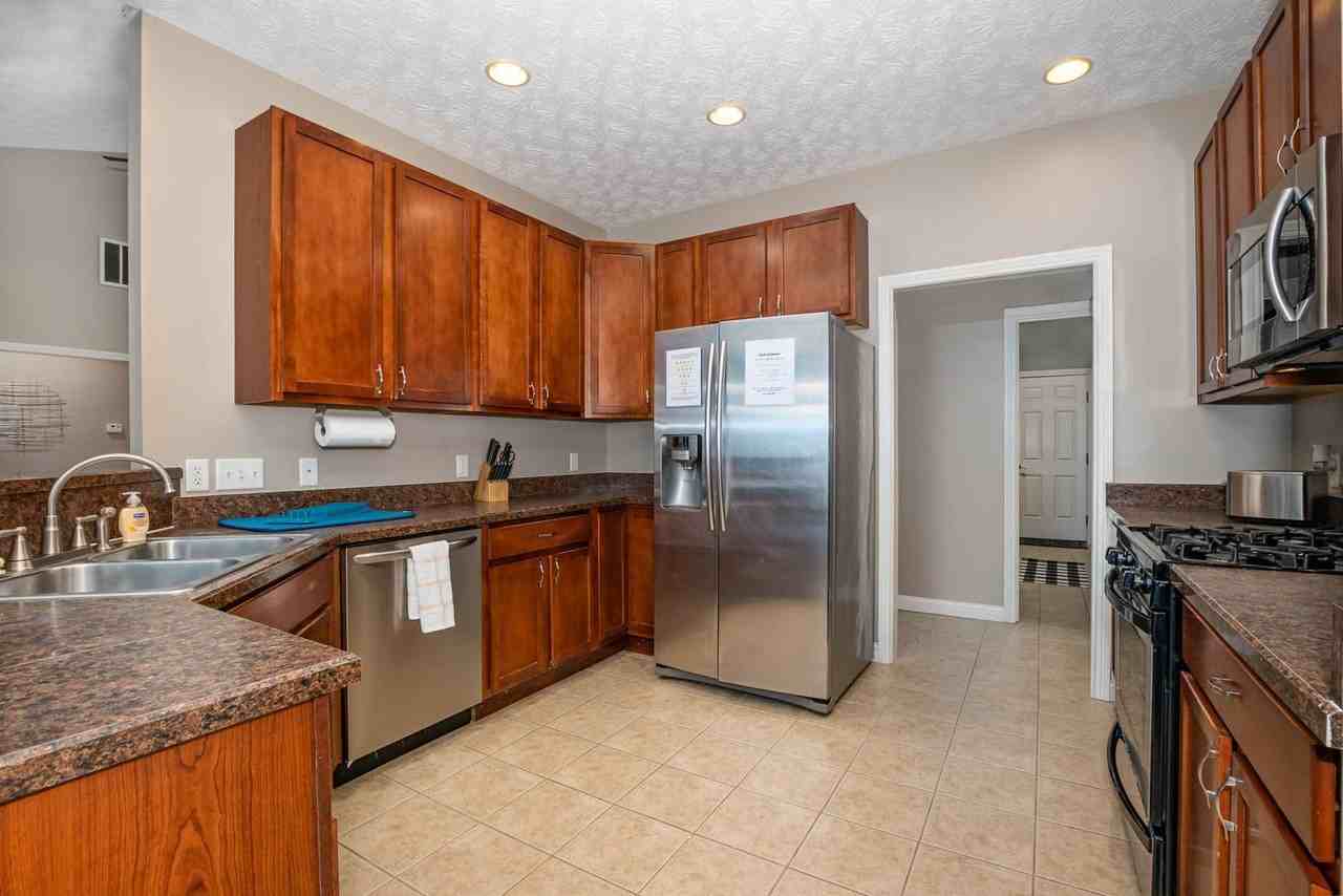 9287 Maxwells Xing - Photo 4 of 25