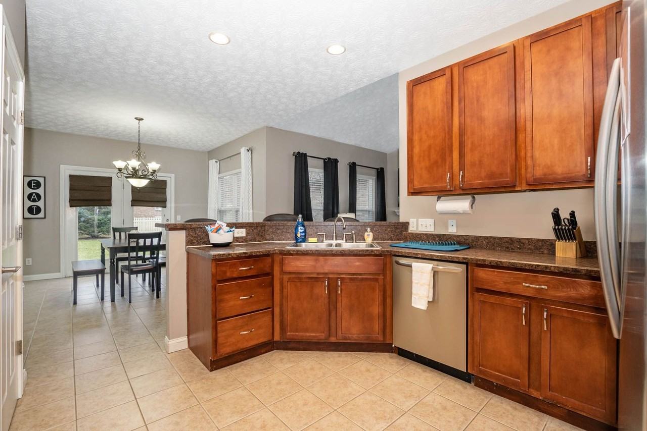 9287 Maxwells Xing - Photo 5 of 25