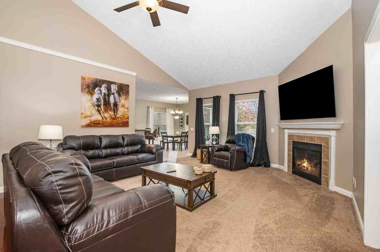 9287 Maxwells Xing - Photo 6 of 25