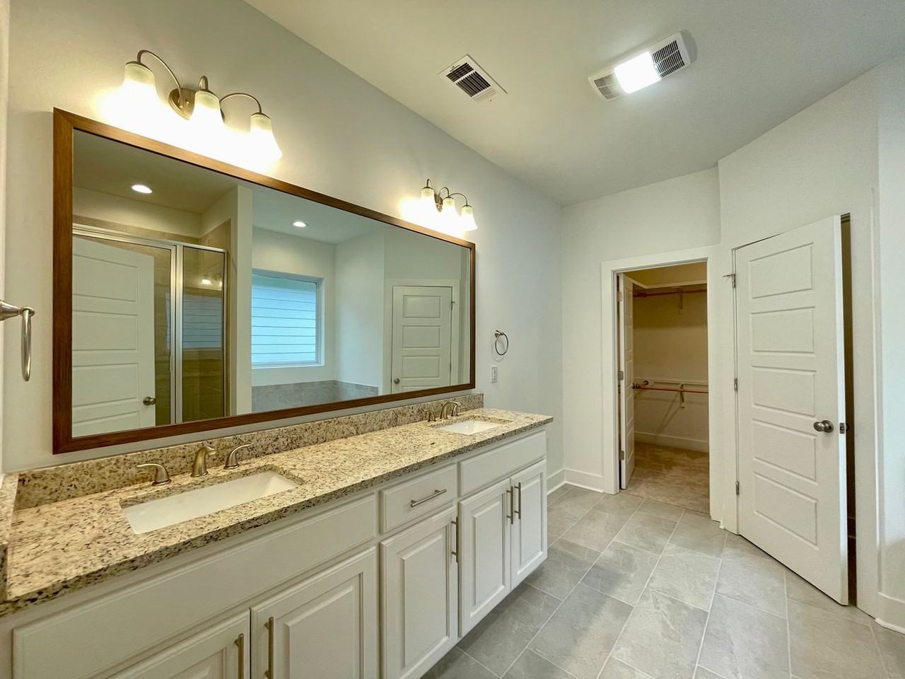 25279 Burlington Dr - Photo 7 of 14