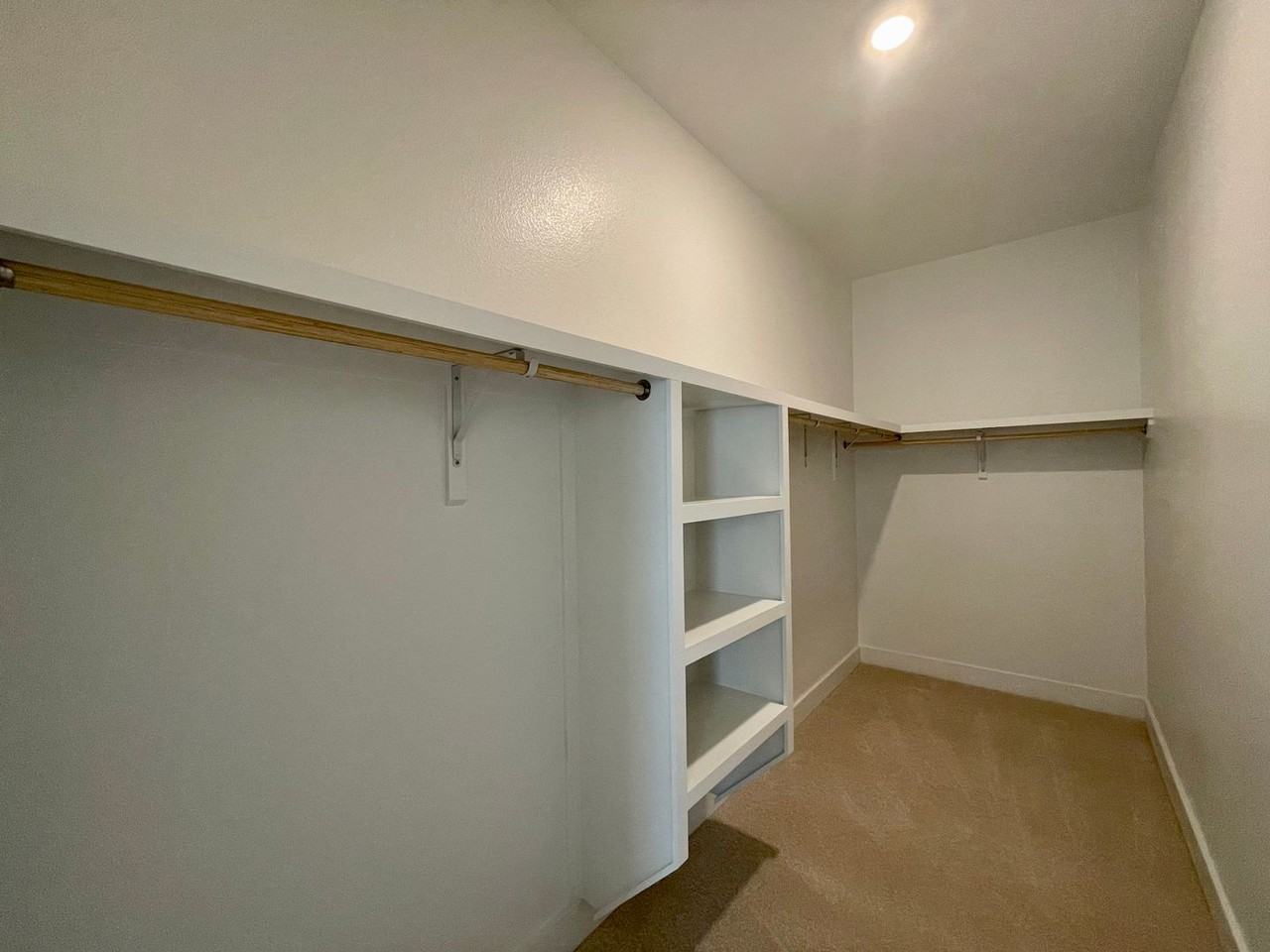 9409 Dawson Bluff Blvd - Photo 6 of 23