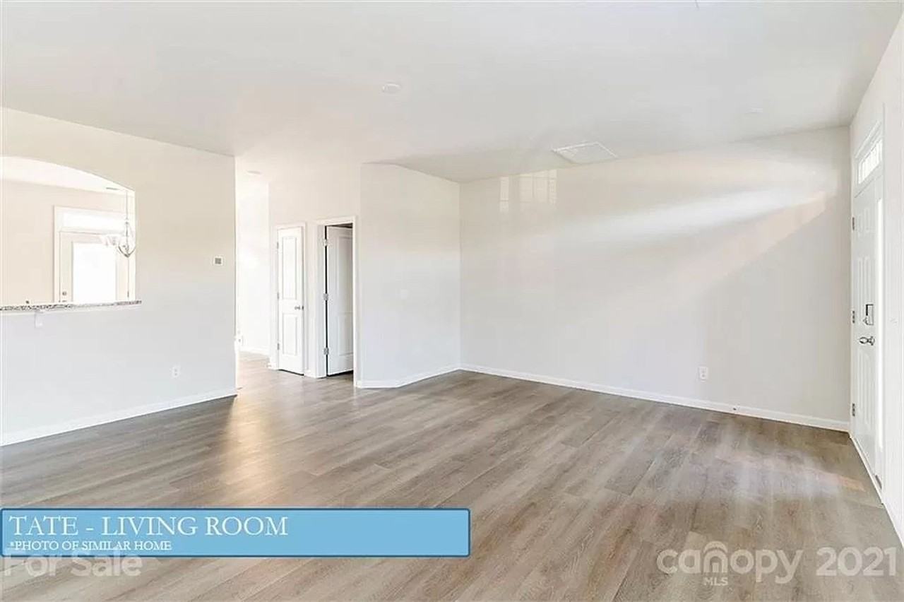 1029 Beatty Woods Dr - Photo 2 of 31