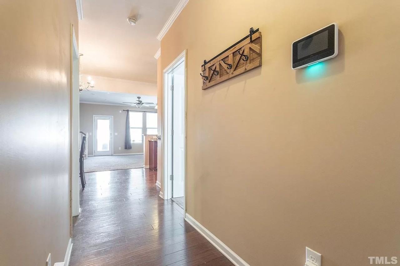 3243 Warm Springs Ln - Photo 5 of 42