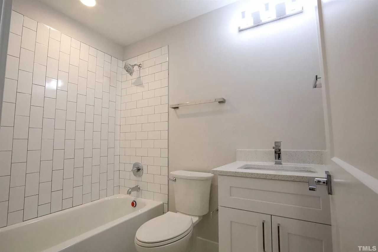 1907 Edgerton Dr - Photo 4 of 50