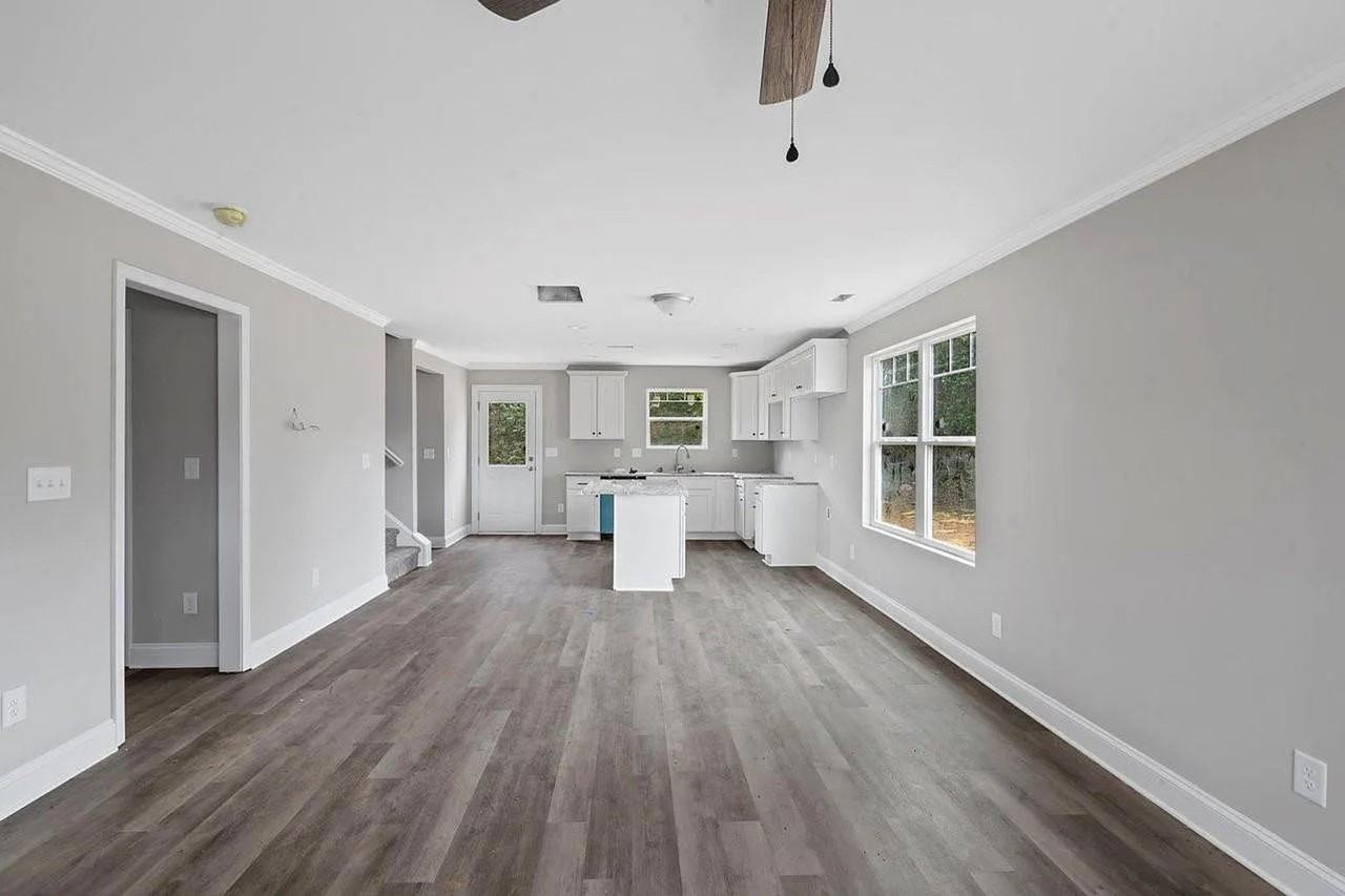 2628 Kenhill Dr - Photo 3 of 37