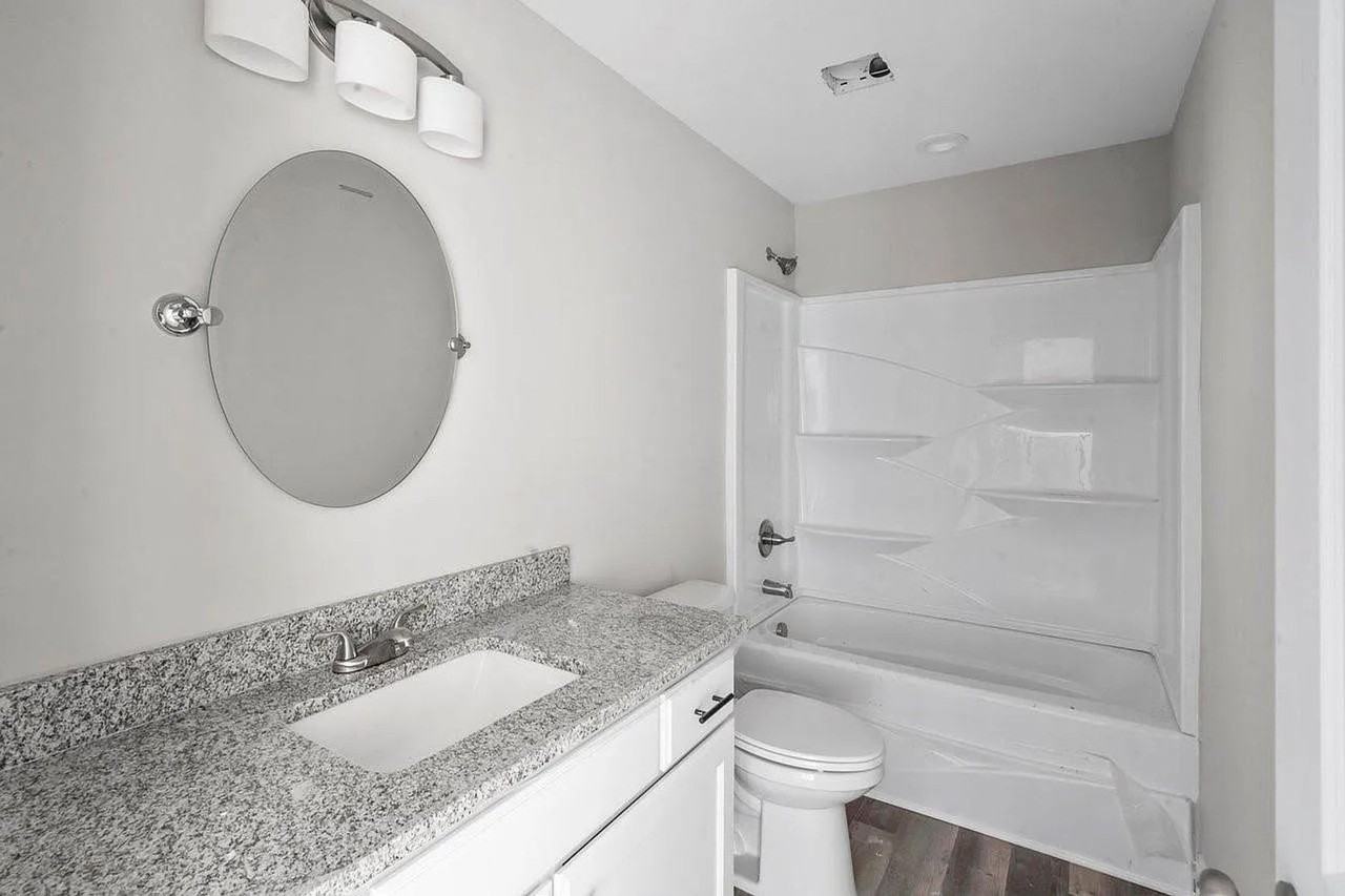 2628 Kenhill Dr - Photo 4 of 37