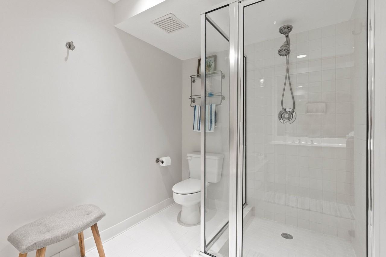 391 Ne Plantation Rd #226 - Photo 5 of 50