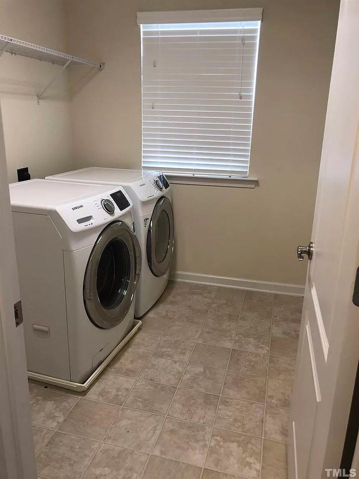 1109 Everette Fields Rd - Photo 2 of 18