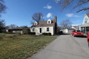 featured image of 2012 W Petty Rd