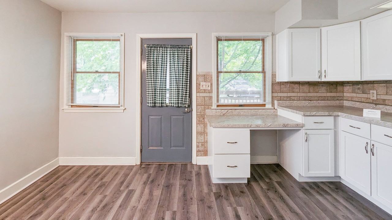 1408 N Lorraine Ave - Photo 3 of 30