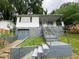 featured image of 828 Vanderbilt St