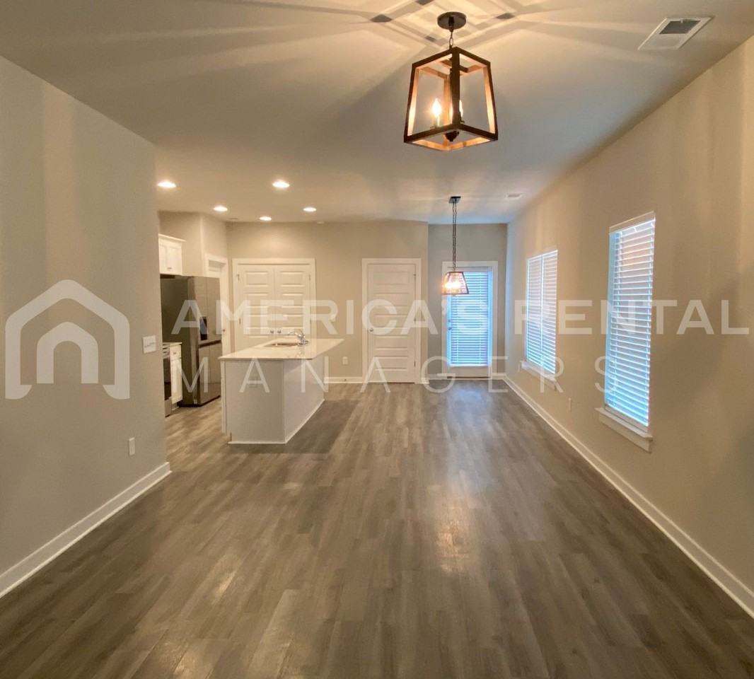 610 County Road 1616 - Photo 2 of 26