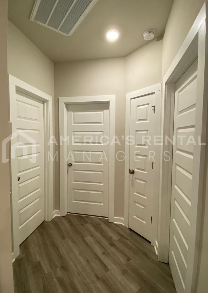 610 County Road 1616 - Photo 6 of 26