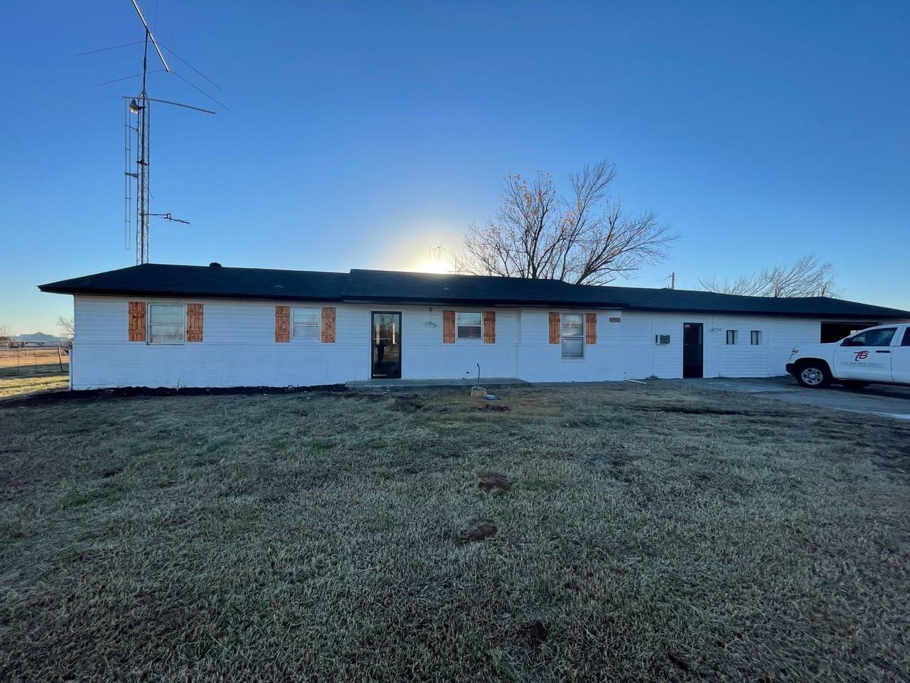 10001 Djl Dr - Photo 2 of 31