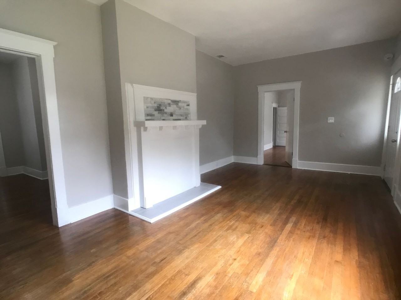 1122 E 37th St - Photo 2 of 15