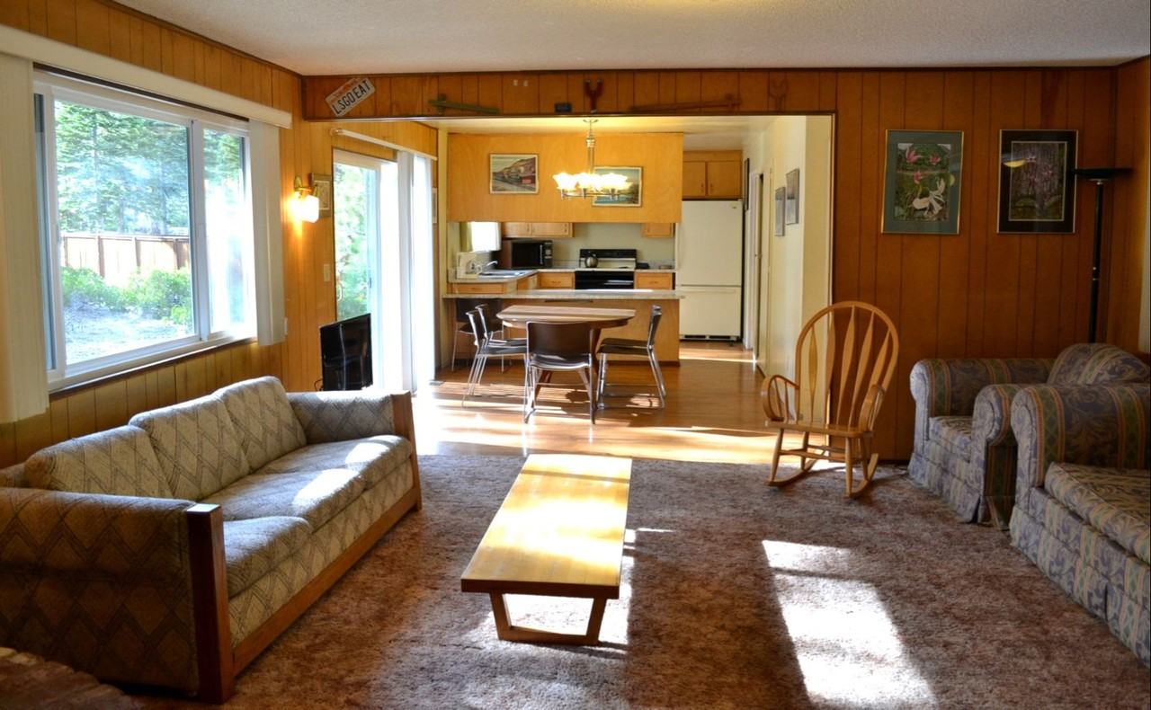 544 Koru St - Photo 6 of 18