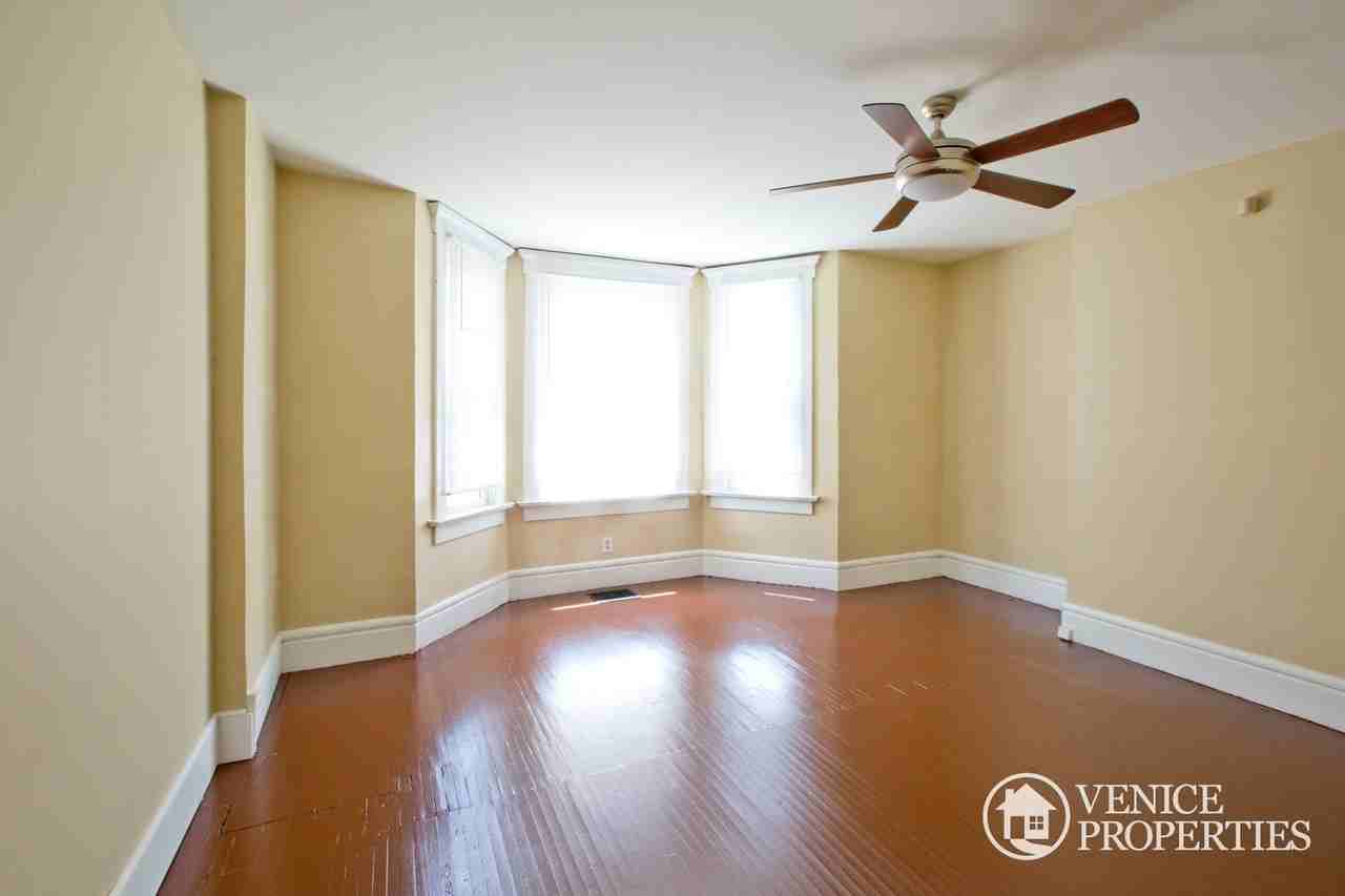 1637 N 4th St - Photo 5 of 23