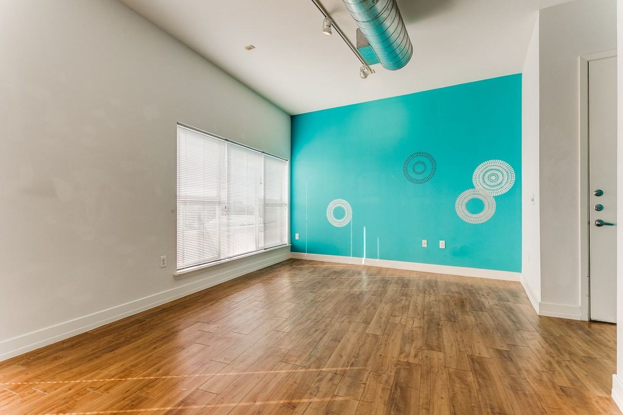 1401 S Flores St #300 - Photo 3 of 12