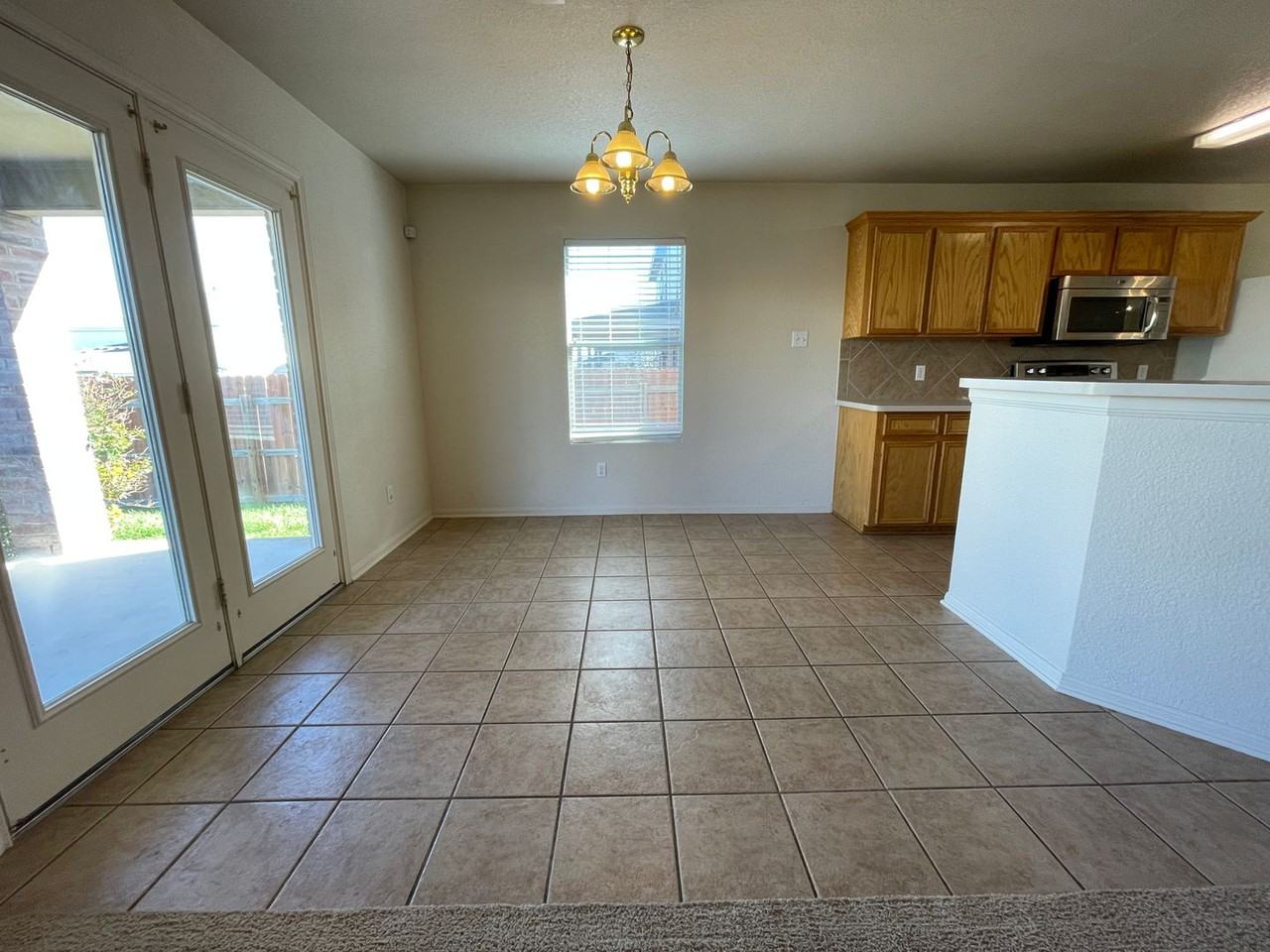 3407 Catalina Dr - Photo 6 of 30