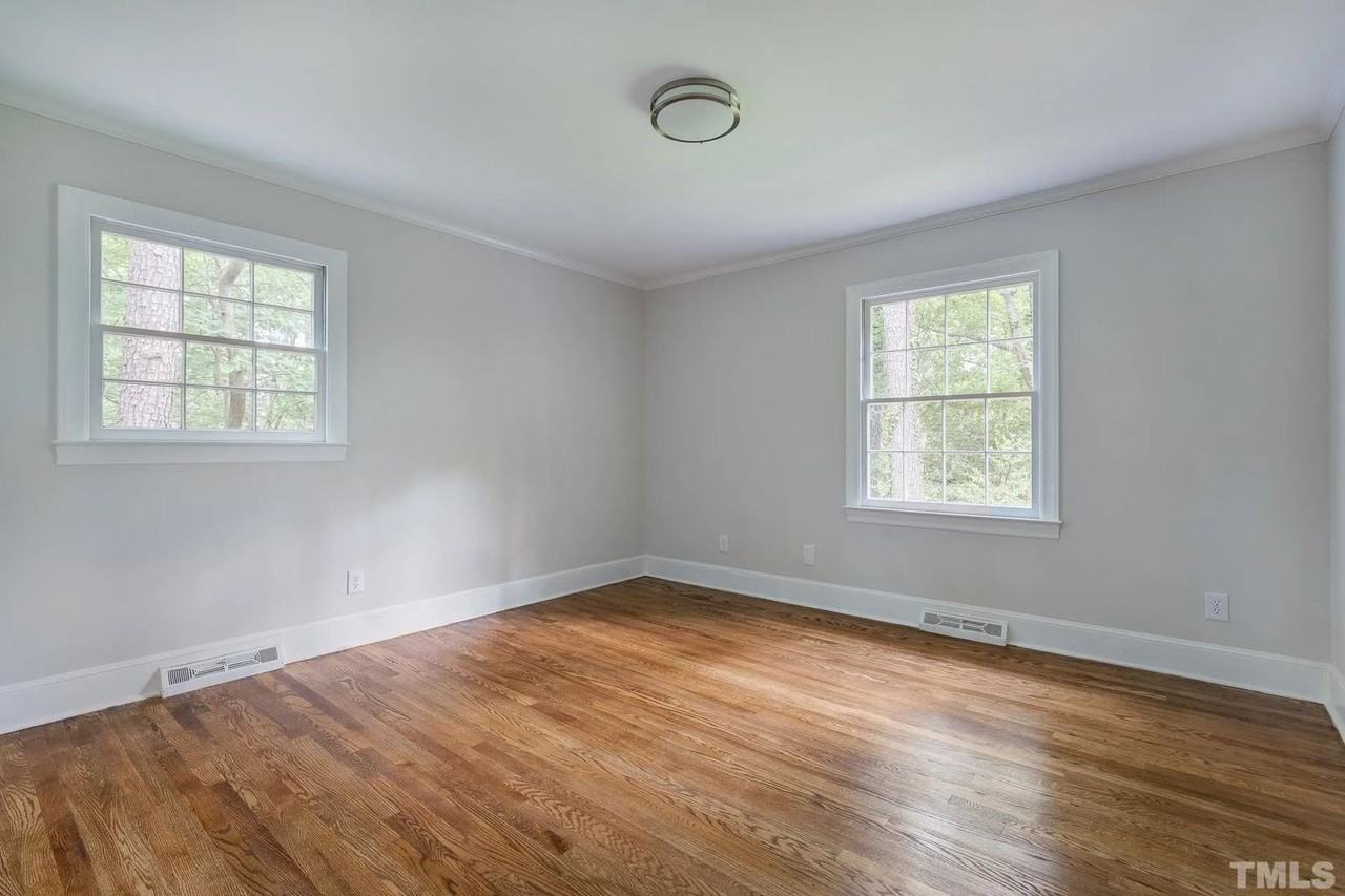 4600 Joyner Pl - Photo 5 of 33