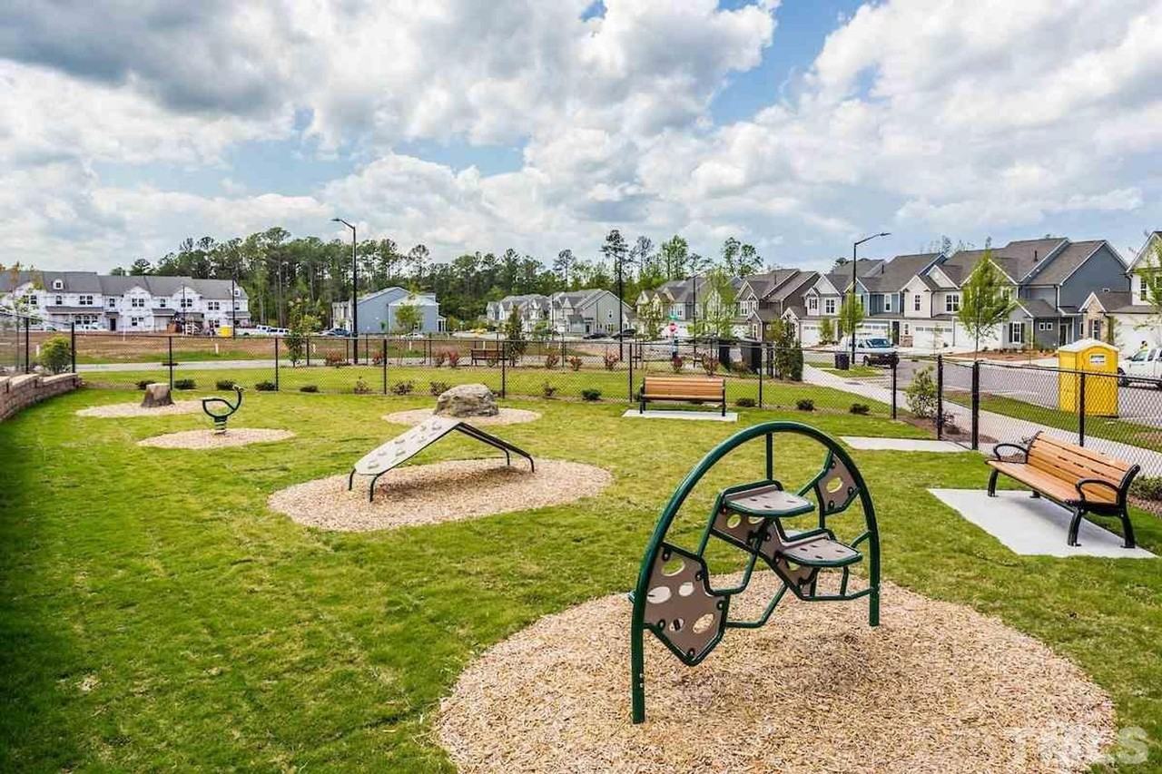 88 Whitesell Way - Photo 3 of 34