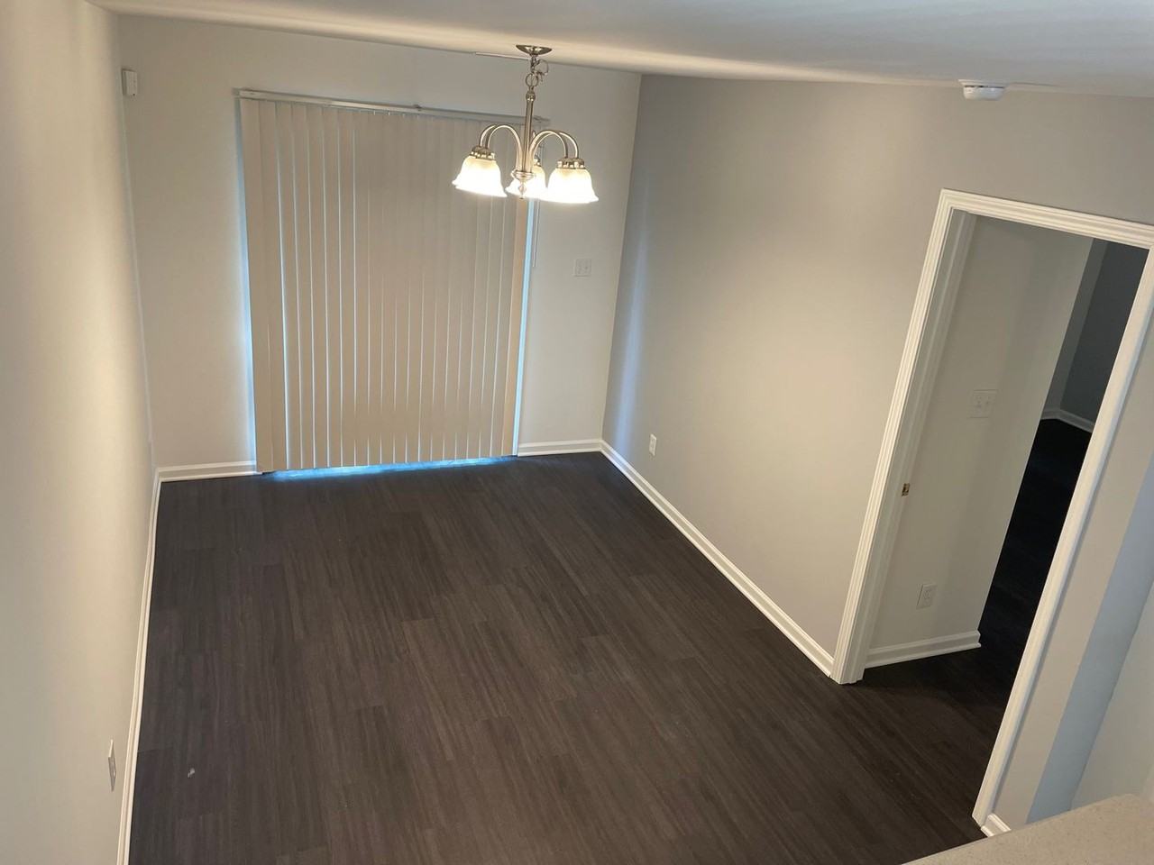 913 Tennyson Dr - Photo 2 of 27