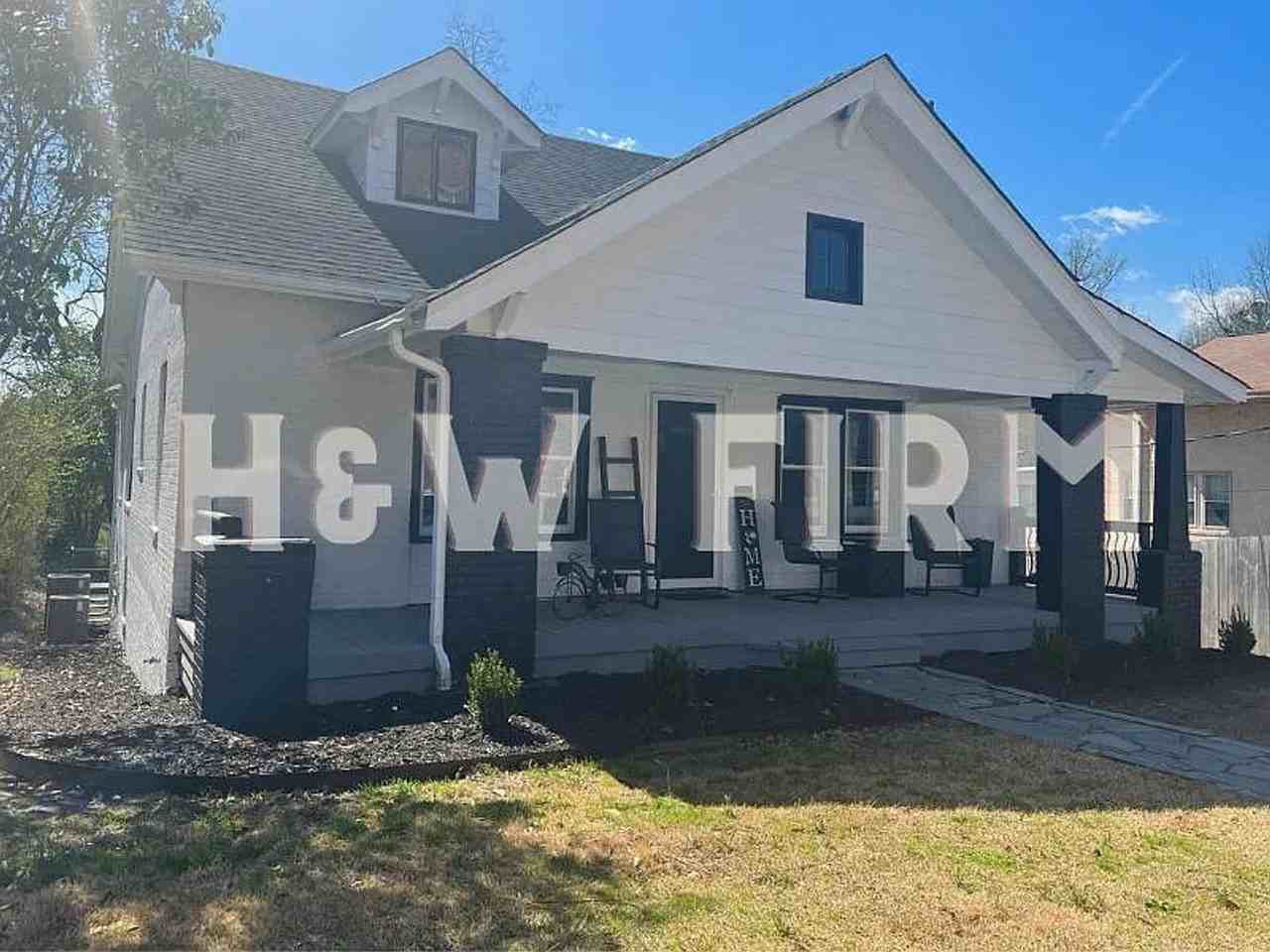 404 Formosa Ave - Photo 6 of 19