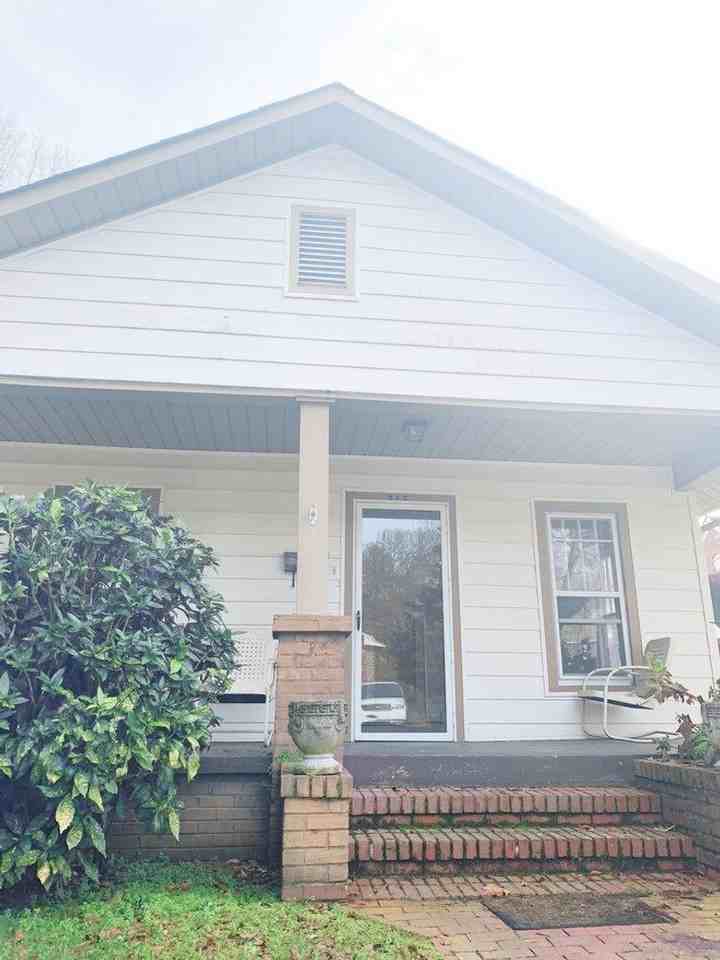 315 Brooks St - Photo 2 of 14