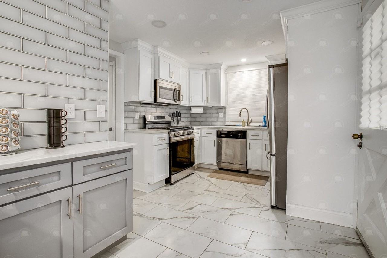 307 Bellefontaine Ave - Photo 4 of 23