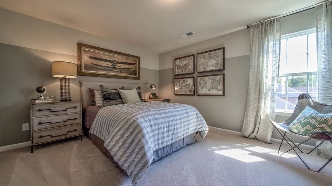 436 Kennerly Center Dr - Photo 2 of 26