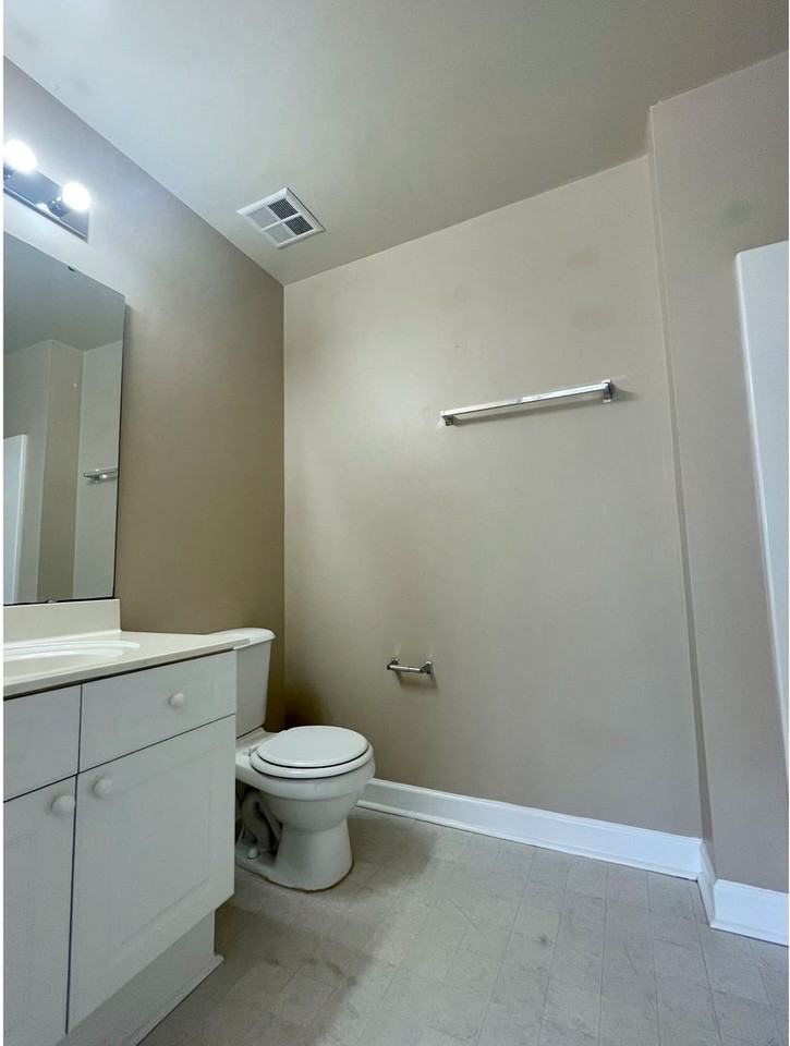 919 Morreene Rd - Photo 5 of 23